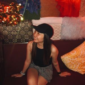 Meet your Posher, Anna